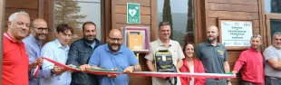 Descrizione immagine non disponibile