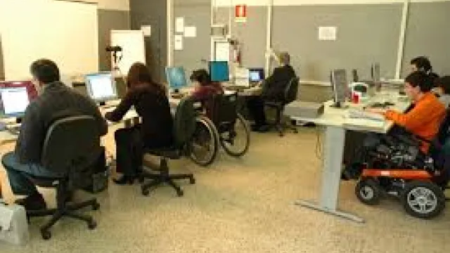 Descrizione immagine non disponibile